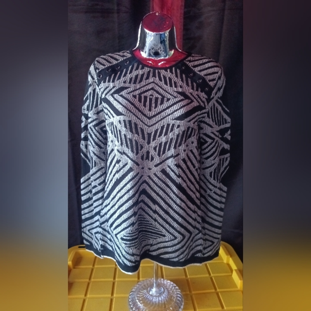 Aldo martins sweater blouse.. made in barcelona size S